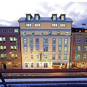 Hotel Sailer, - www.aktivostrig.dk