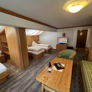 Sports hotel St.Anton, www.aktivostrig.dk