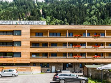 Aktivhotel Tuxerhof, Zell im Zillertal, -