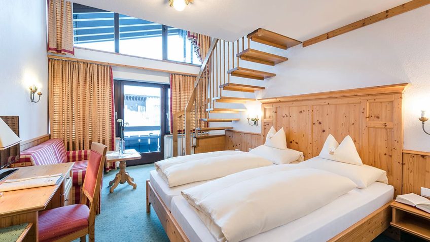 Cres­ta.Al­pin.Sport.Ho­tel, Lech, St. Anton www.aktivostrig.dk